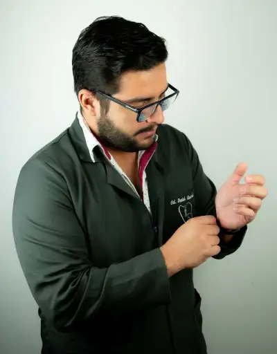 Dr. Daniel Enrique García Ordóñez - Nua Clinica Dental